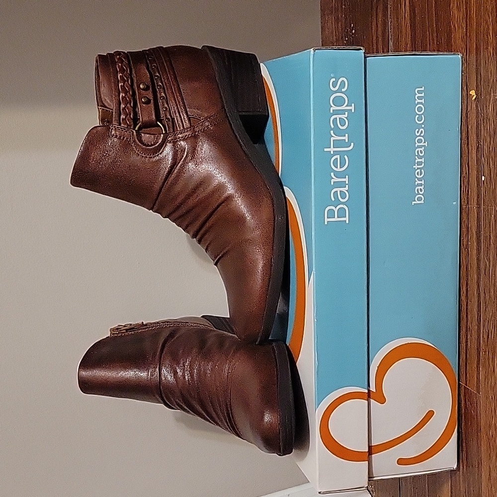 Baretraps ankle boots